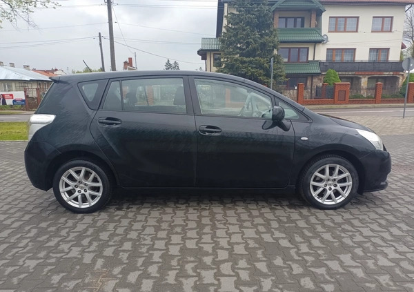 Toyota Verso cena 18400 przebieg: 205000, rok produkcji 2009 z Radzymin małe 29